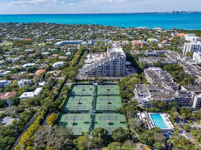 $1,425,000 | 151 Crandon Boulevard, Unit 534, Key Biscayne, FL 33149