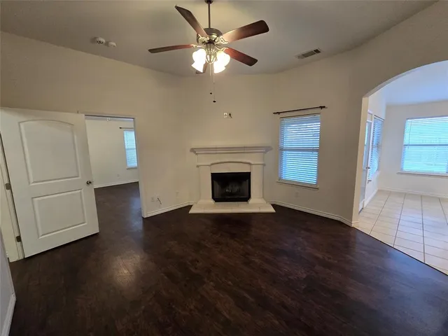 $1,850 | 124 Bridlewood Street, Azle, TX 76020