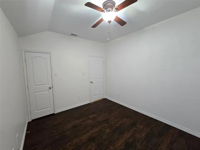 $1,850 | 124 Bridlewood Street, Azle, TX 76020