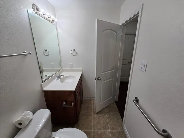 $1,850 | 124 Bridlewood Street, Azle, TX 76020