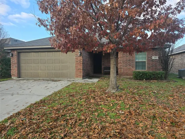 $1,850 | 124 Bridlewood Street, Azle, TX 76020