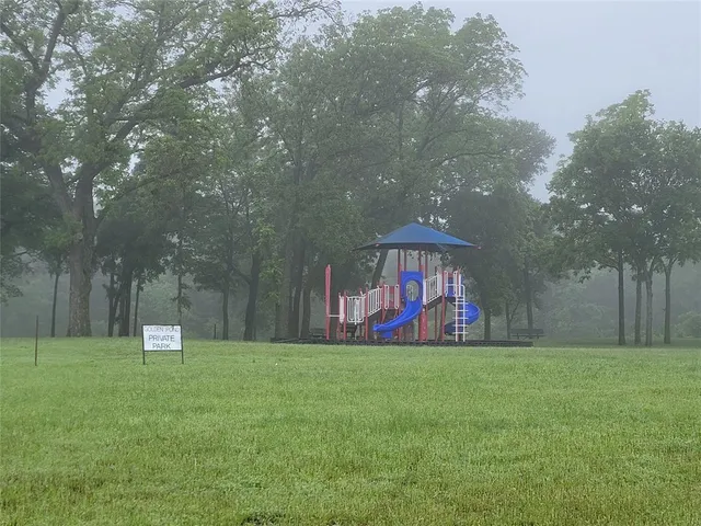 $1,850 | 124 Bridlewood Street, Azle, TX 76020