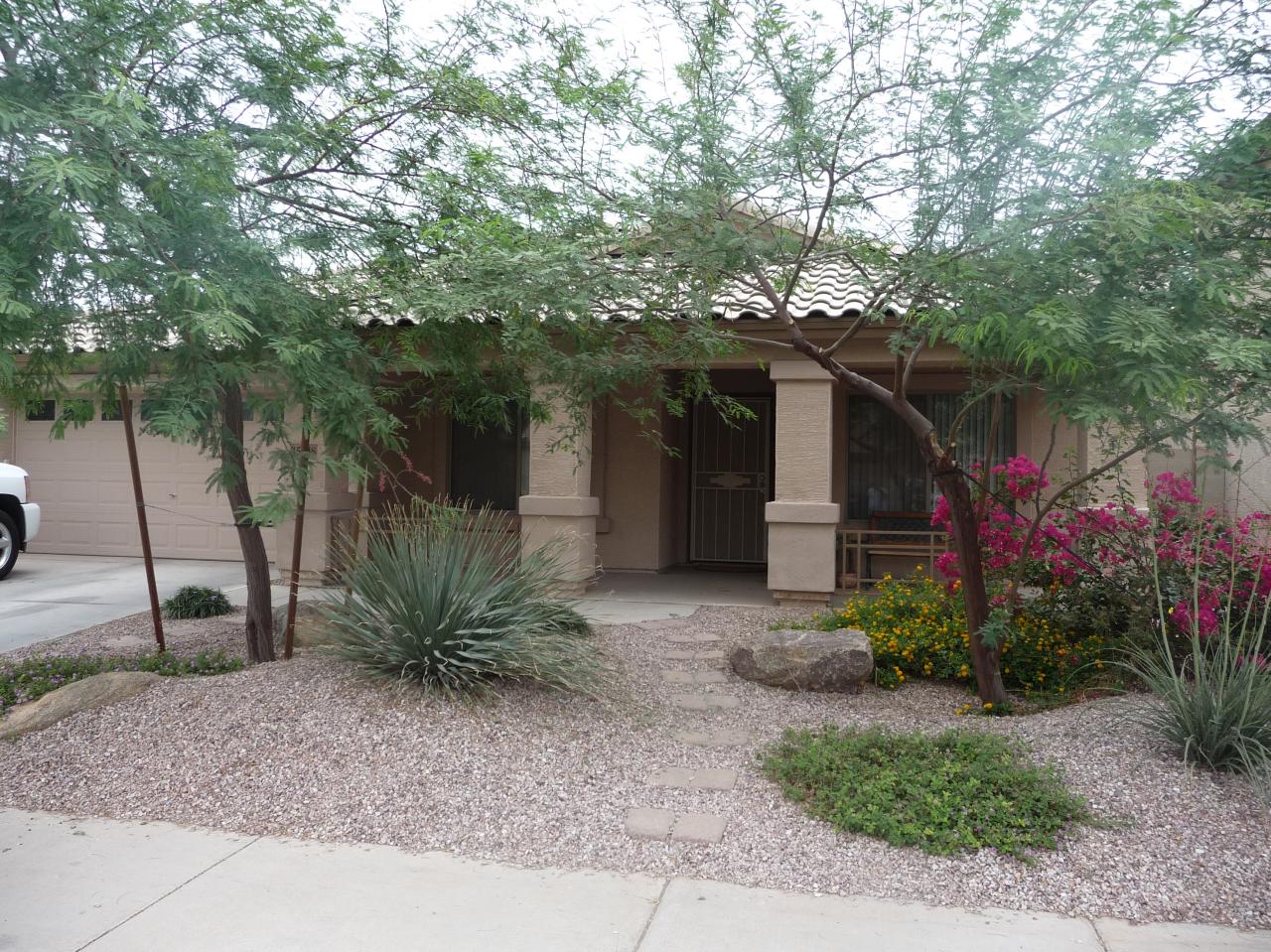 45048 West Jack Rabbit Trail Maricopa, AZ 85139 - Photo 4 of 22 Front
