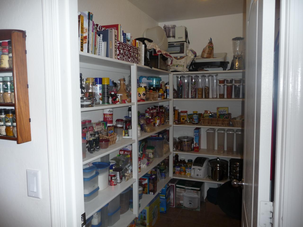 45048 West Jack Rabbit Trail Maricopa, AZ 85139 - Photo 8 of 22 Pantry