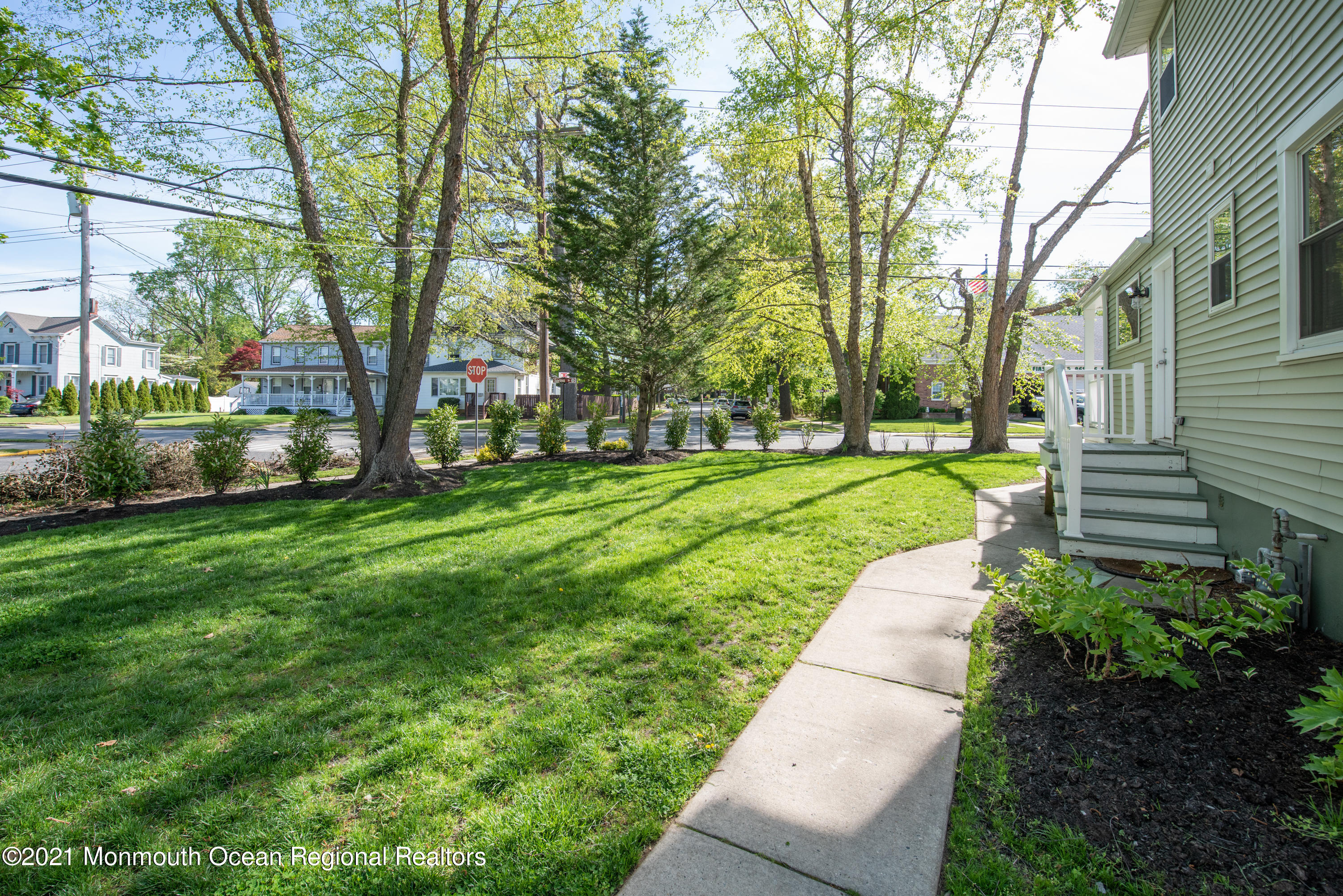 144 Spring Street Red Bank, NJ 07701 - Photo 4 of 16 BAP_8195