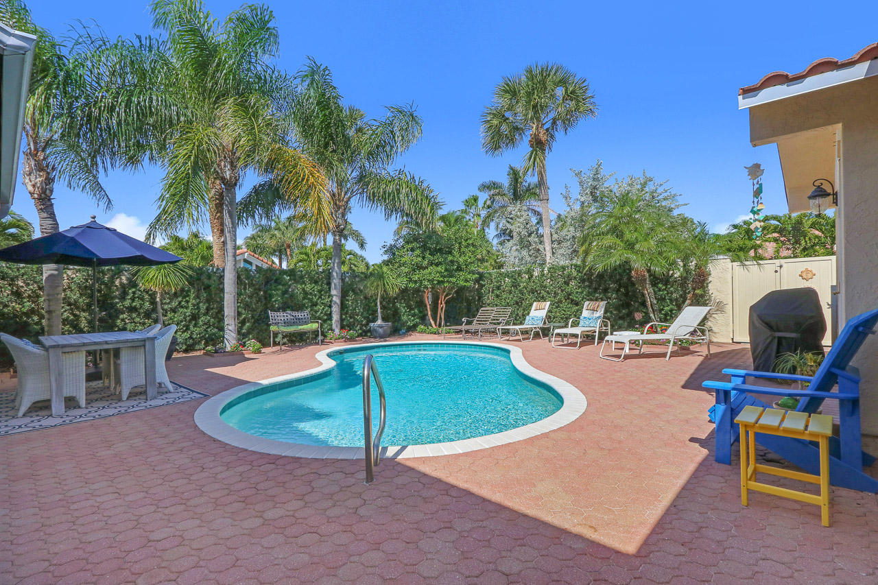 112 Bluefish Circle Jupiter, FL 33477 - Photo 24 of 28 Pool