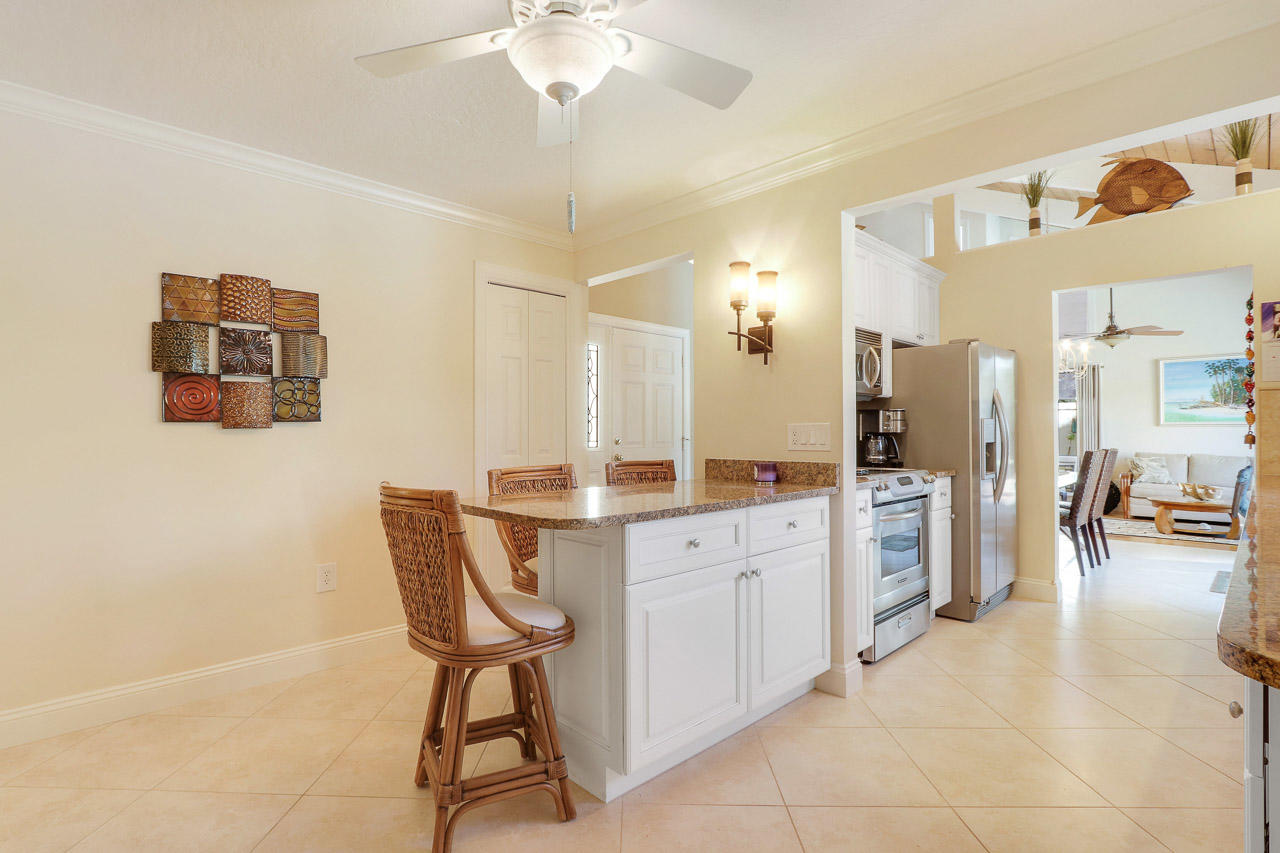 112 Bluefish Circle Jupiter, FL 33477 - Photo 9 of 28 Kitchen