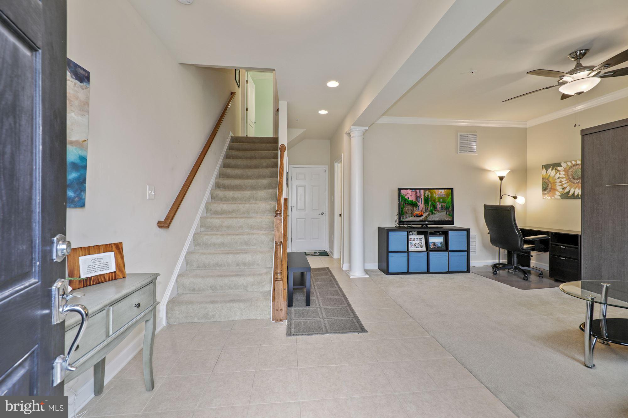 2103 Little Sorrel Way Silver Spring, MD 20902 - Photo 2 of 20 Front entrance into family room