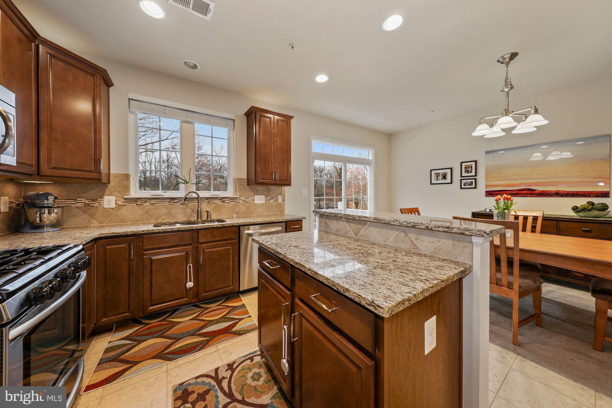 2103 Little Sorrel Way Silver Spring, MD 20902 - Photo 10 of 20 Kitchen