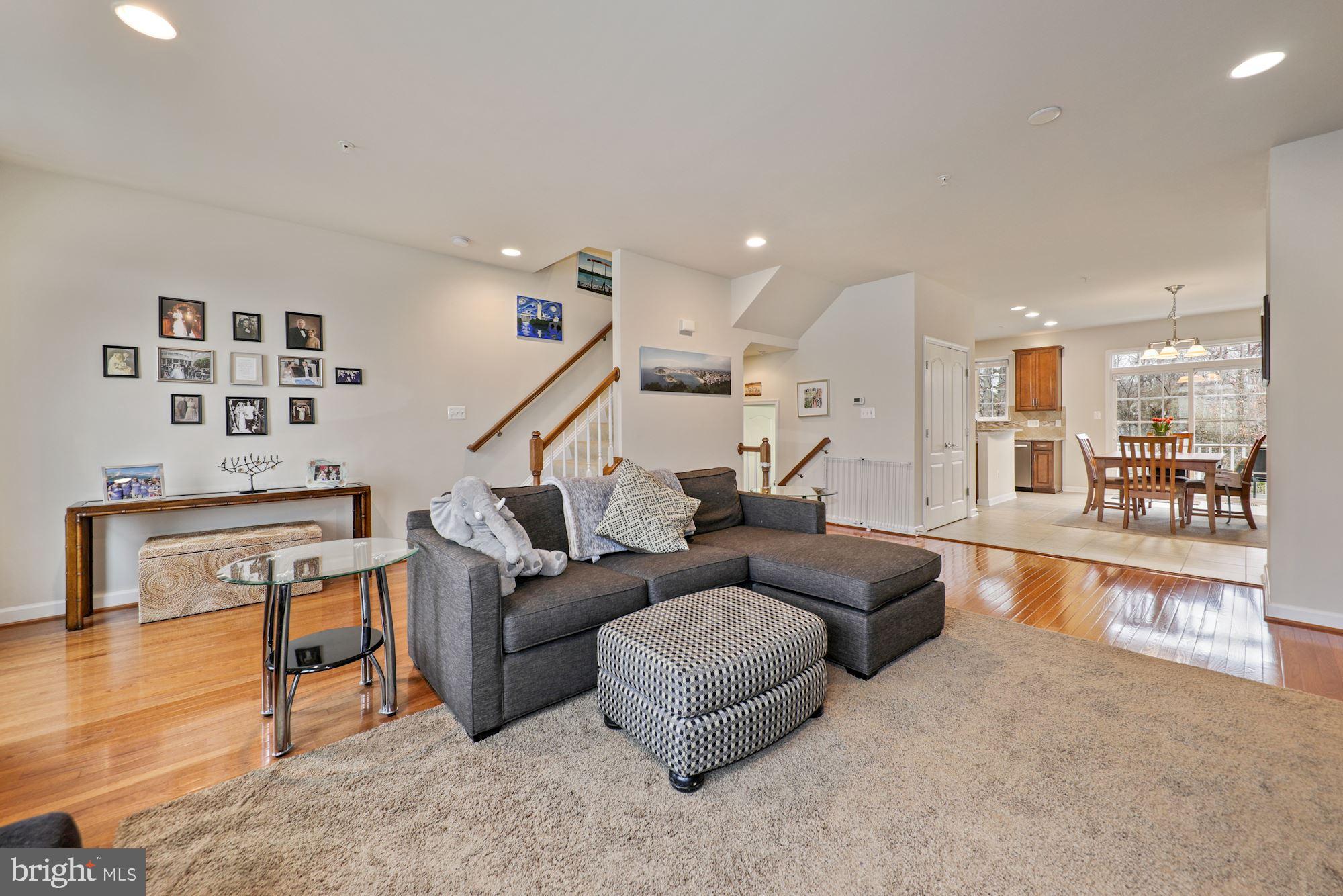 2103 Little Sorrel Way Silver Spring, MD 20902 - Photo 19 of 20 Open floorplan