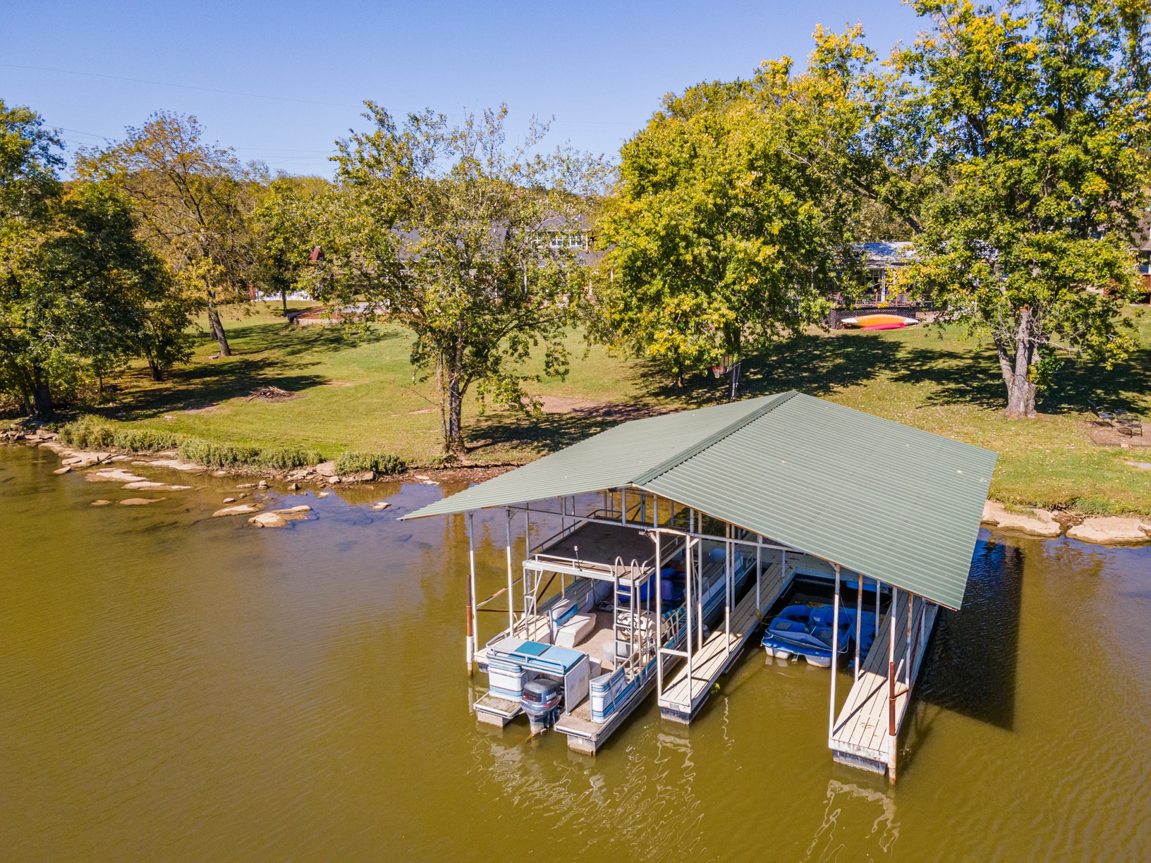 4275 Cairo Bend Road Lebanon, TN 37087 - Photo 3 of 41 a view of a swimming pool with an ocean view