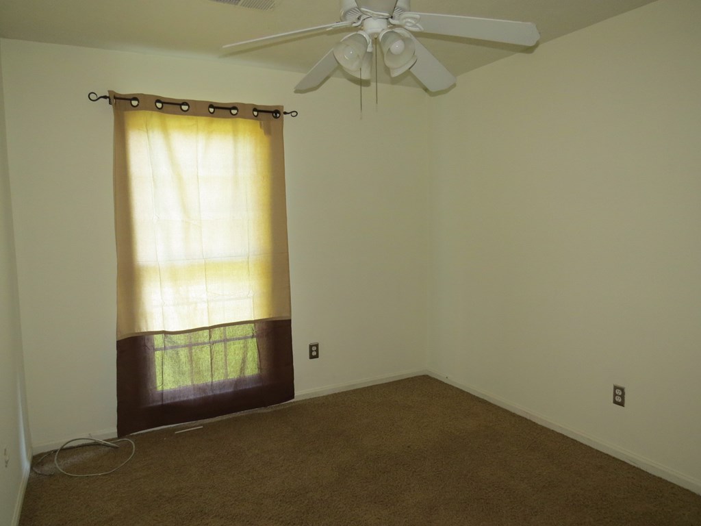 1208 North Ridge Drive Lexington, GA 40509 - Photo 12 of 20 Bedroom 1