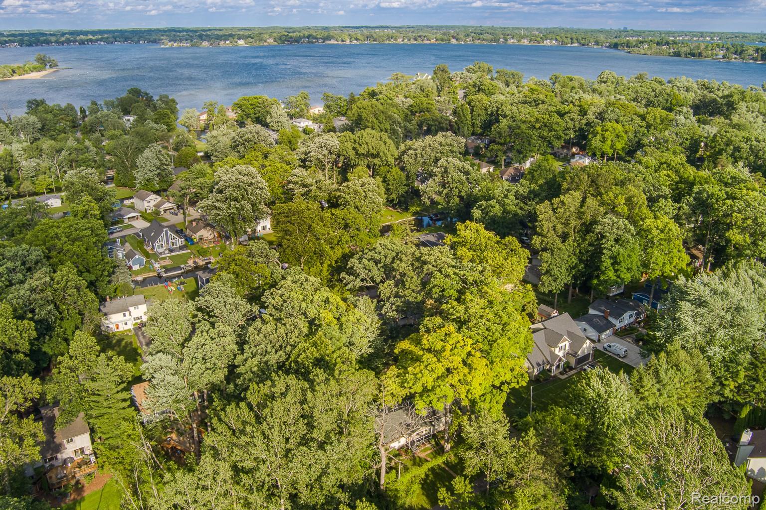 1665 Rosedale Street West Bloomfield, MI 48324 - Photo 39 of 41 Cass Lake priviliges... beach, sub docs for non-lakefront owners (waiting list, likely)