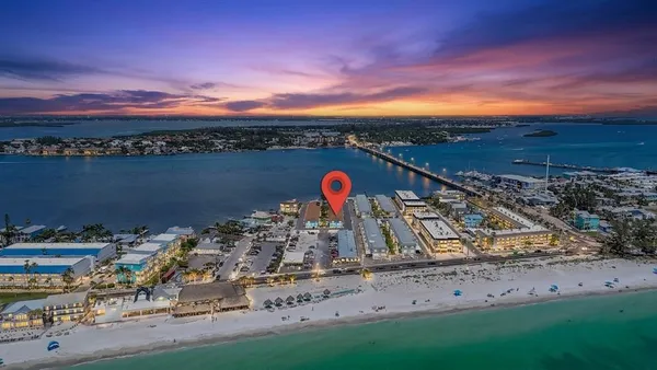 $479,900 | 117 7th Street North, Unit 2, Bradenton Beach, FL 34217