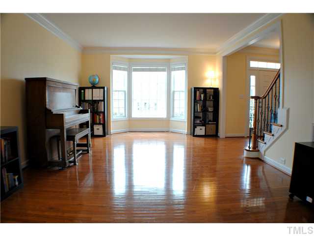 2511 Treen Street Raleigh, NC 27614 - Photo 3 of 25 Gallery Image 3