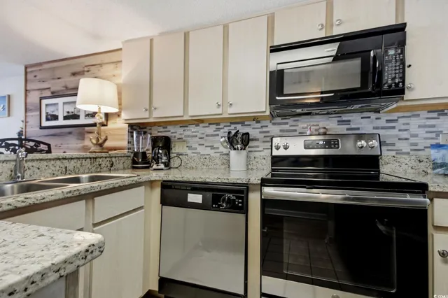 $375,000 | 4800 South Ocean Boulevard, Unit 603, North Myrtle Beach, SC 29582