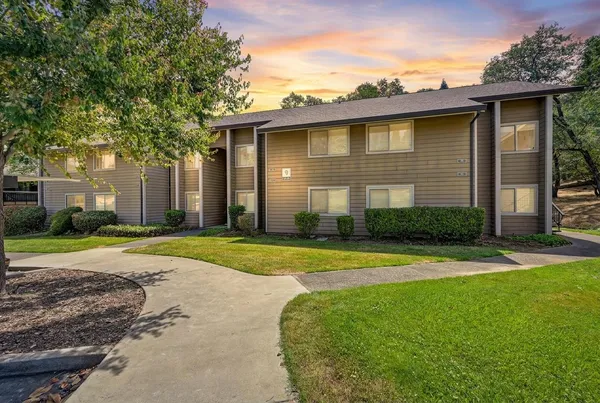 $299,000 | 9160 Madison Avenue, Unit 33, Fair Oaks, CA 95628