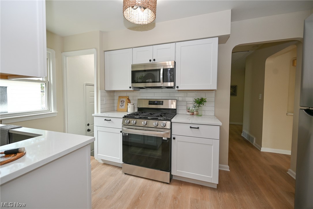 10715 Windham Road Parma, OH 44130 - Photo 5 of 28