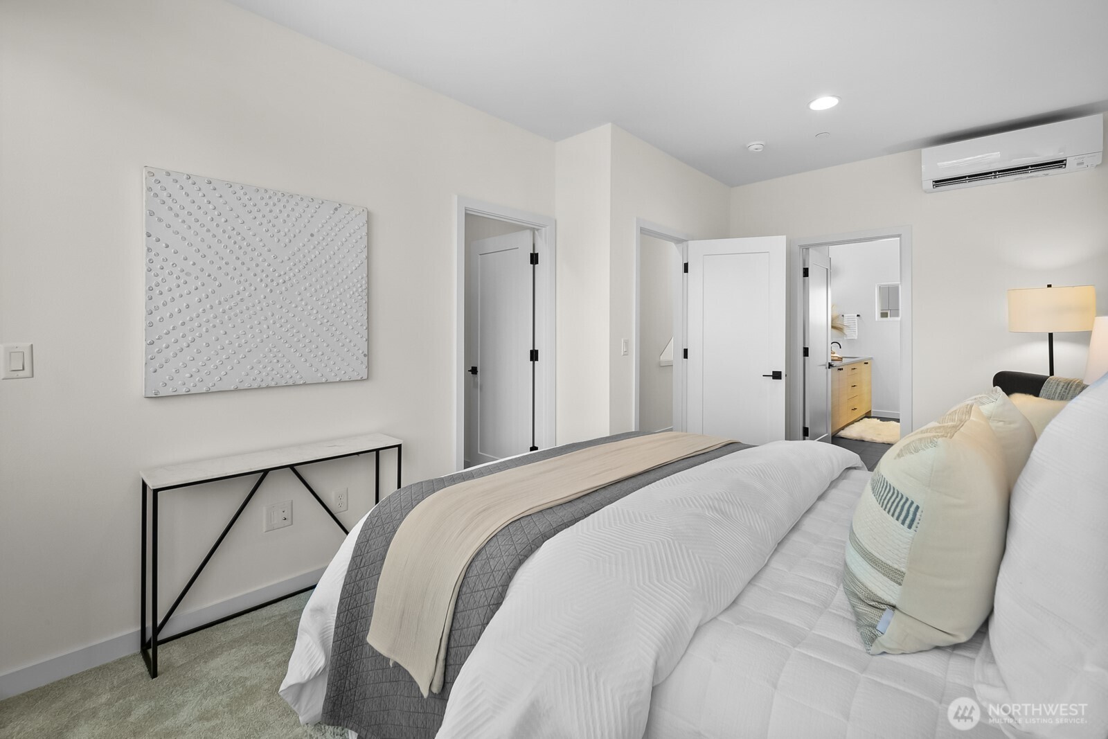 505 11th Avenue East Seattle, WA 98102 - Photo 14 of 33