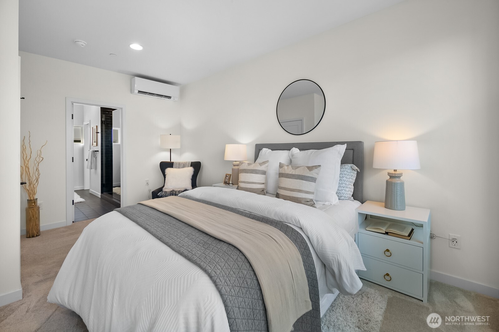 505 11th Avenue East Seattle, WA 98102 - Photo 15 of 33