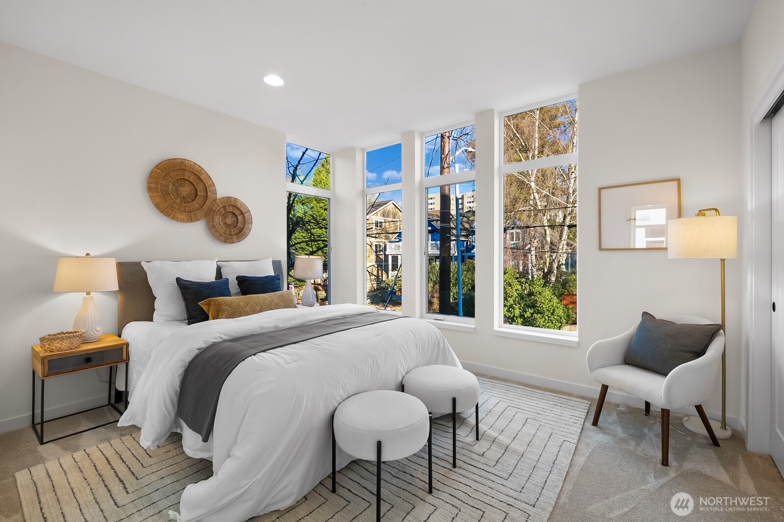 505 11th Avenue East Seattle, WA 98102 - Photo 19 of 33