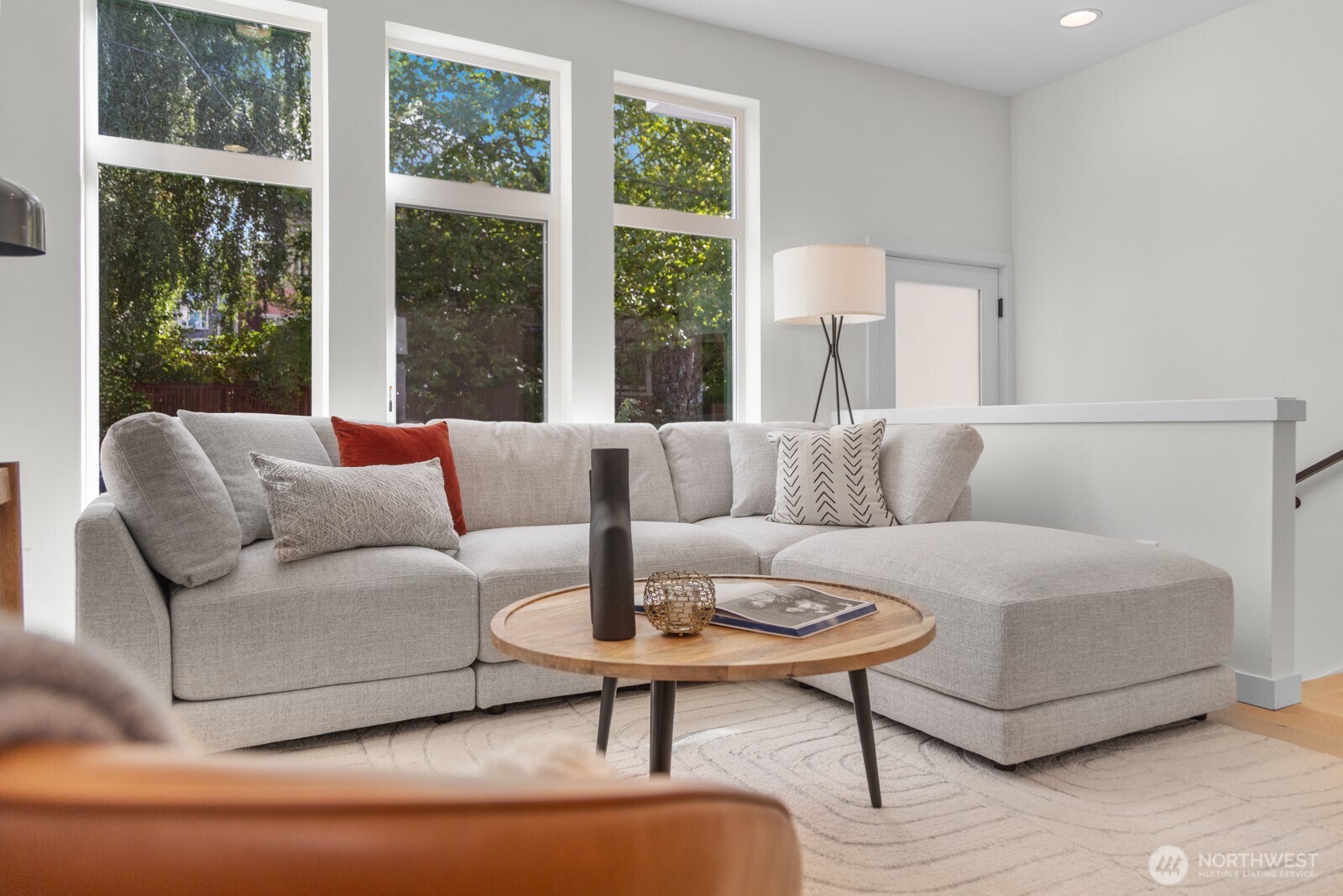 505 11th Avenue East Seattle, WA 98102 - Photo 2 of 33