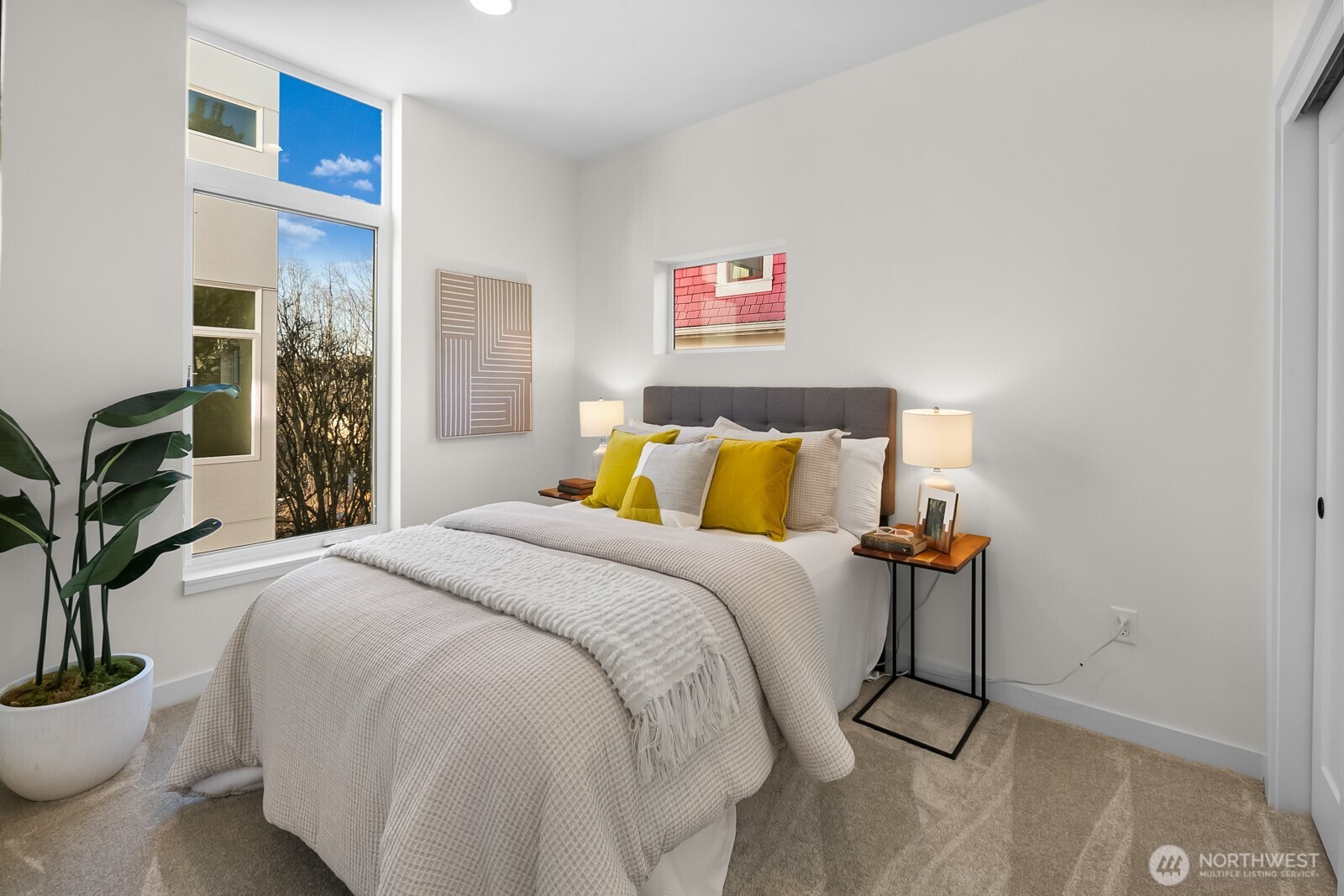 505 11th Avenue East Seattle, WA 98102 - Photo 22 of 33