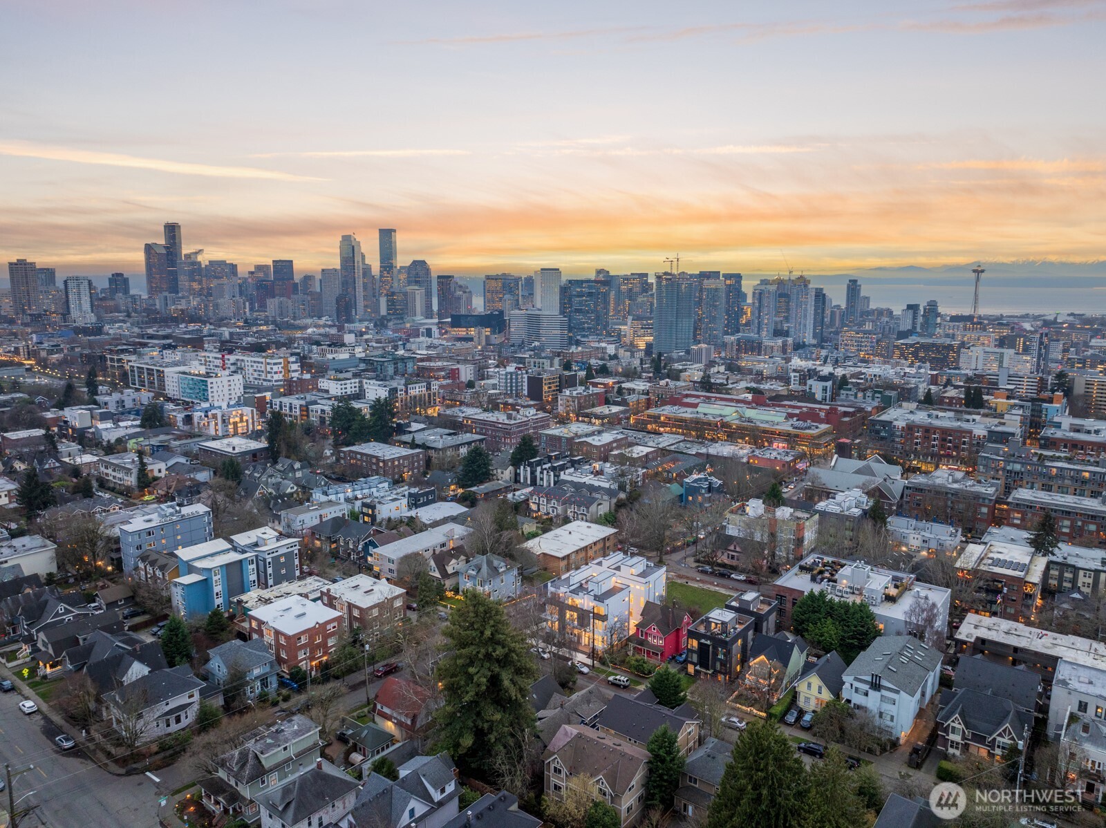 505 11th Avenue East Seattle, WA 98102 - Photo 31 of 33
