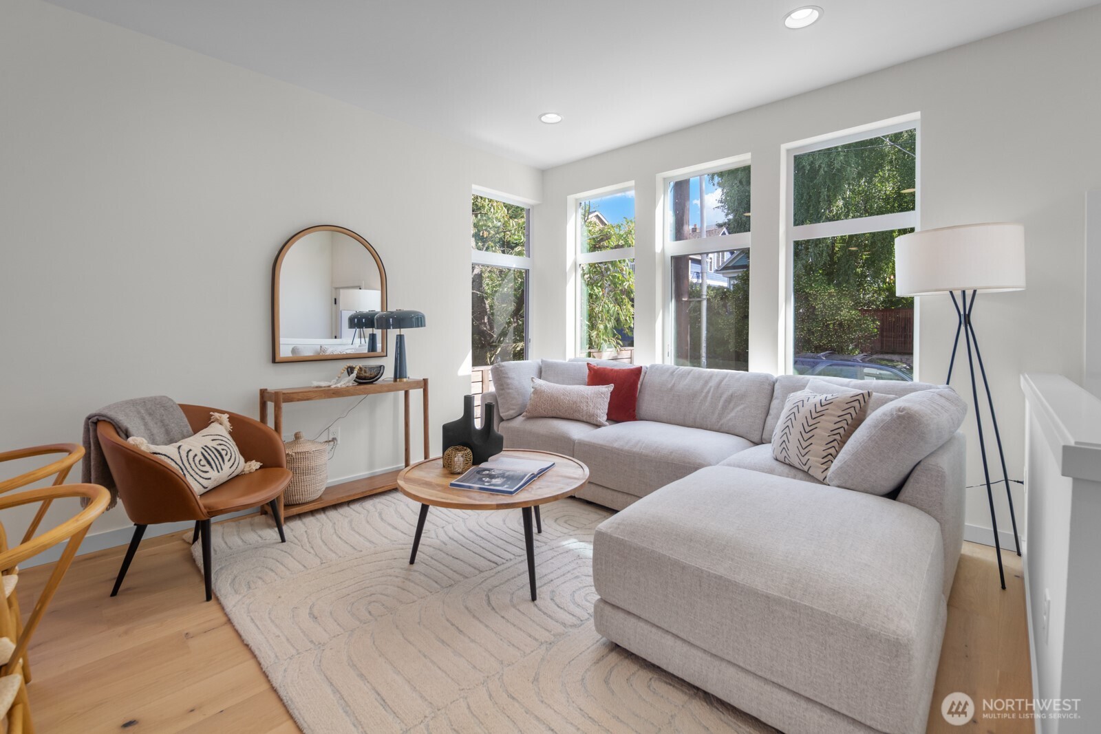 505 11th Avenue East Seattle, WA 98102 - Photo 4 of 33