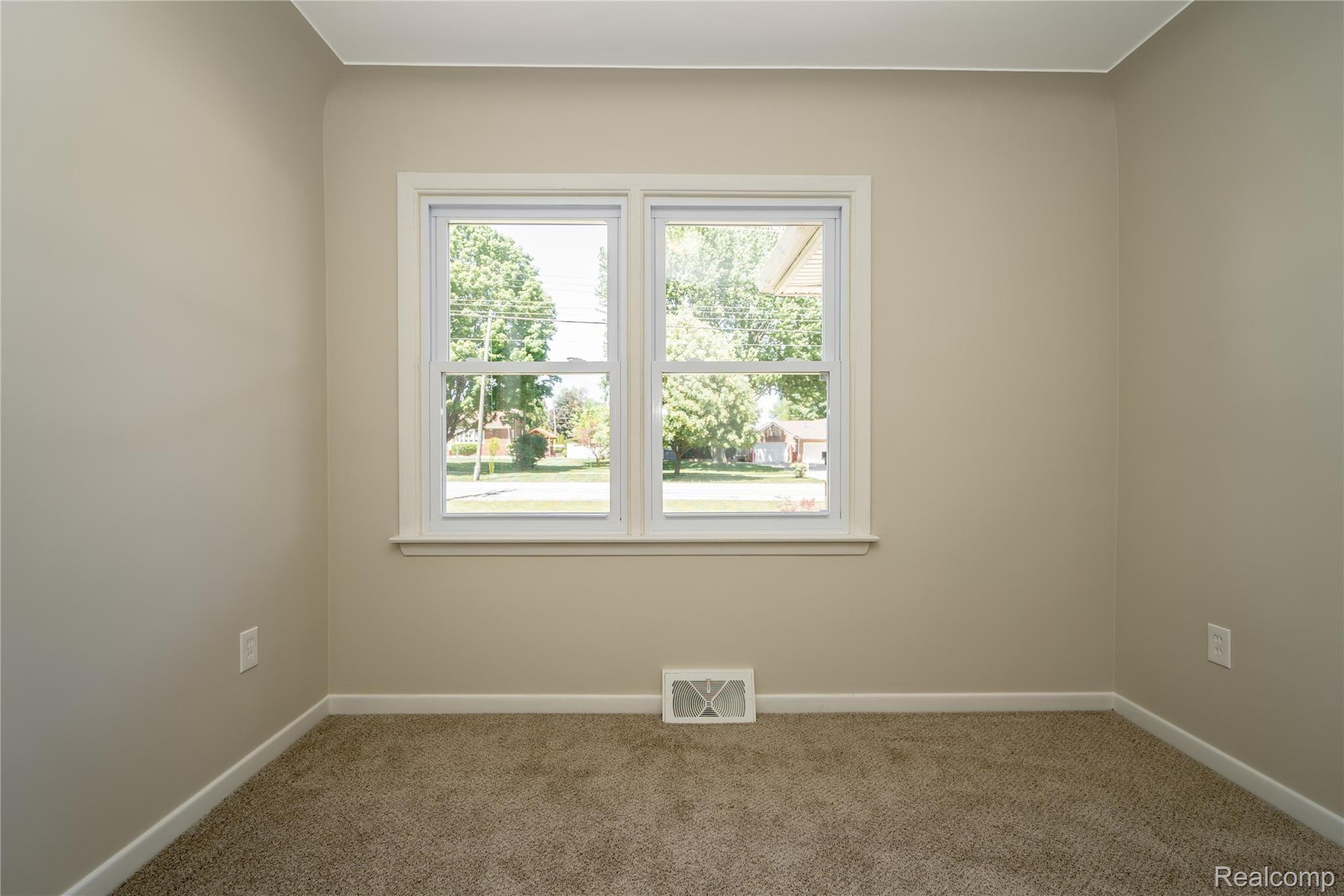 18320 21 Mile Road Macomb, MI 48044 - Photo 84 of 99 DSC03261.jpg