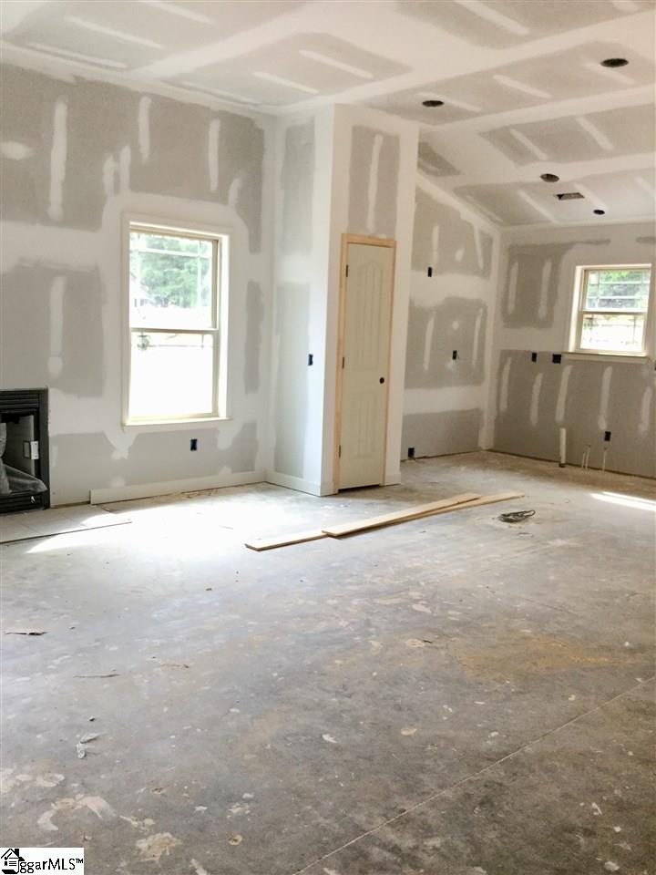 113 Malibu Road Liberty, SC 29657 - Photo 2 of 7 Gallery Image 2