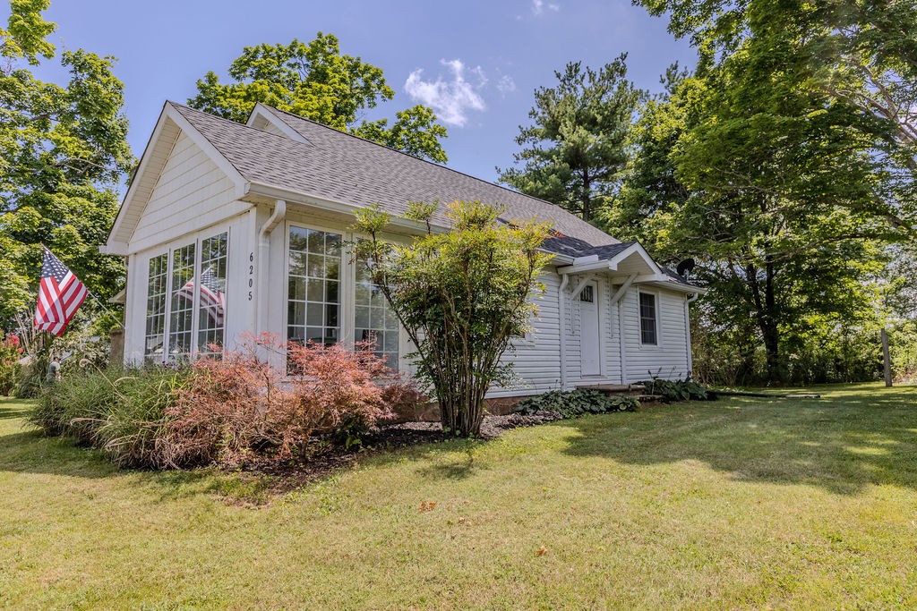 6205 Viola Road McMinnville, TN 37110 - Photo 2 of 60