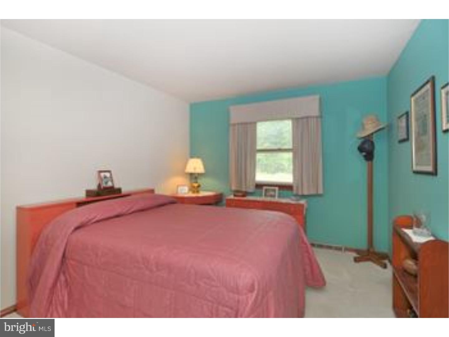 903 Ridge Road Telford, PA 18969 - Photo 20 of 25