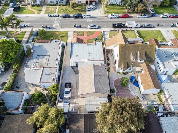 $935,000 | 2653 Flower Street, Huntington Park, CA 90255