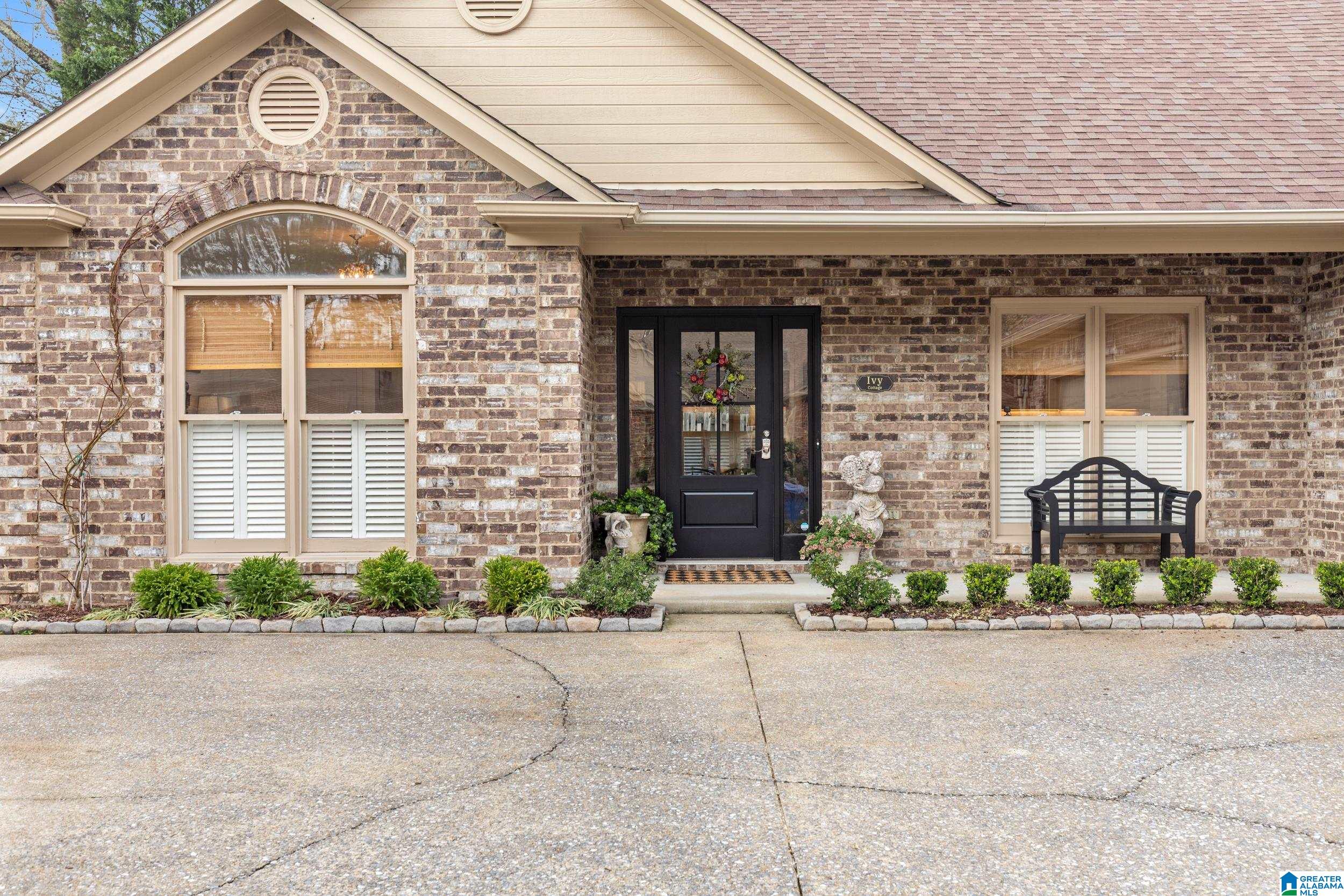438 North Lake Road Birmingham, AL 35242 - Photo 2 of 47