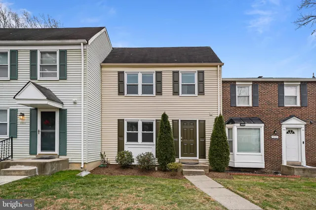 $625,000 | 9033 Piney Grove Drive, Fairfax, VA 22031