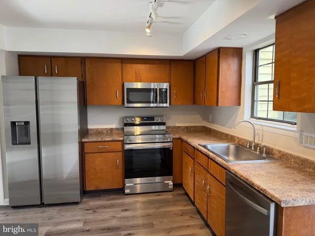 $2,050 | 120 Redwood Drive, Quakertown, PA 18951