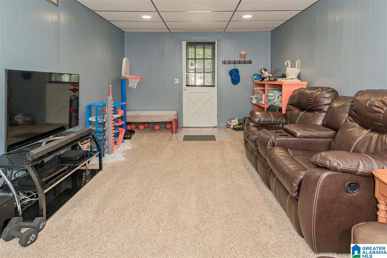 509 Canterbury Road Pelham, AL 35124 - Photo 25 of 37
