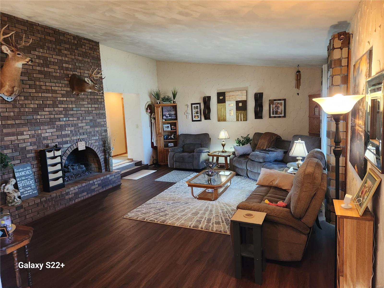 13042 Trestle Road Highland, IL 62249 - Photo 5 of 56