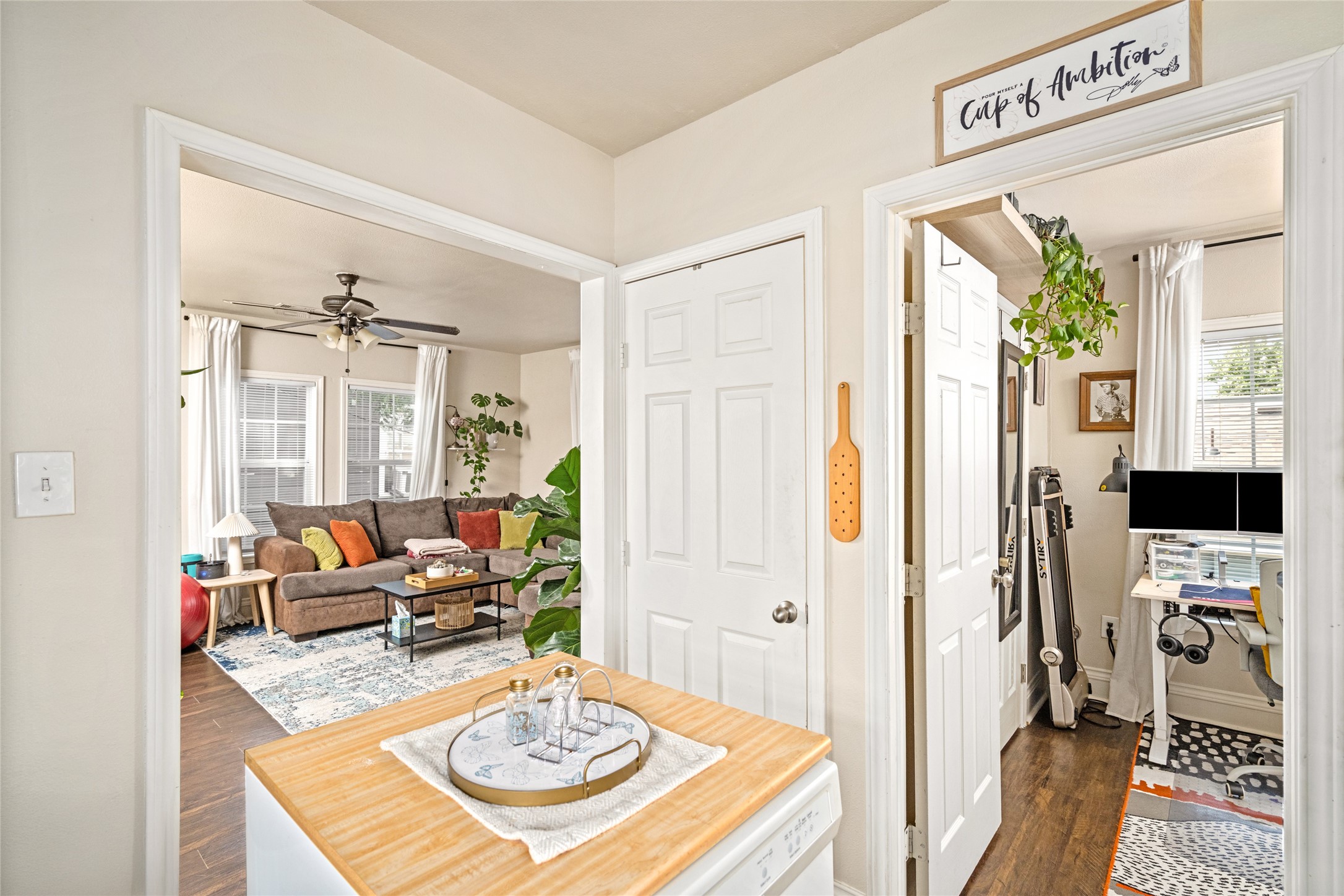5227 Lawndale Street Houston, TX 77023 - Photo 23 of 32 a living room with furniture and a flat screen tv