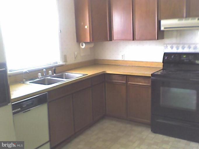 18319 Point Lookout Road Park Hall, MD 20667 - Photo 4 of 12 Well lit kitchen