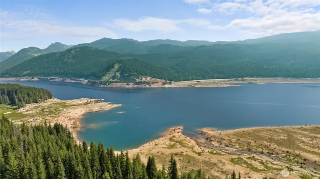 $554,950 | 131 RR Spur Road, Easton, WA 98925