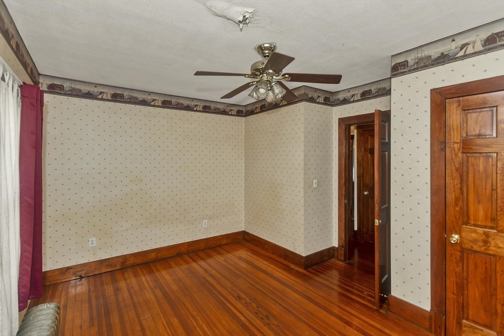 57 Lyndale Street Springfield, MA 01108 - Photo 26 of 40