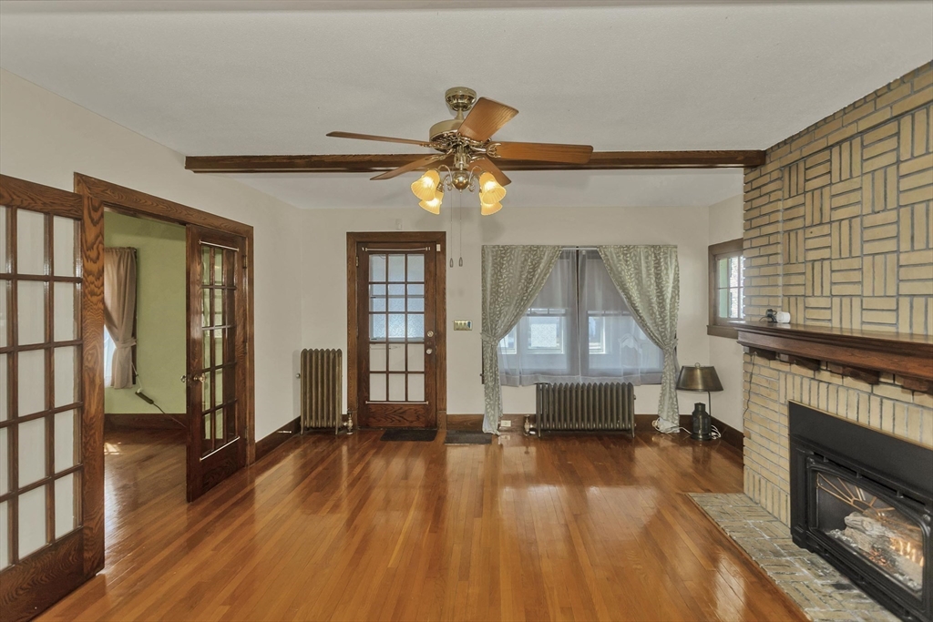 57 Lyndale Street Springfield, MA 01108 - Photo 6 of 40