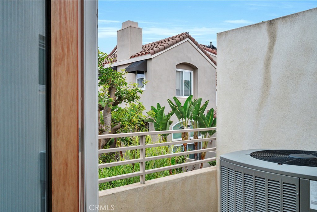 307 Kansas Street, Unit A El Segundo, CA 90245 - Photo 25 of 63