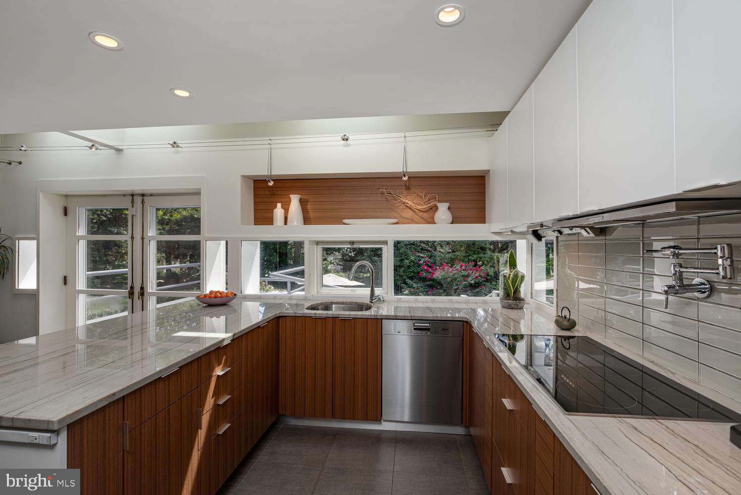 267 Riverside Drive Princeton, NJ 08540 - Photo 12 of 42 Kitchen