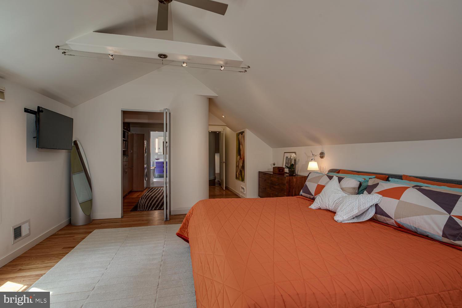 267 Riverside Drive Princeton, NJ 08540 - Photo 24 of 42 Master Bedroom
