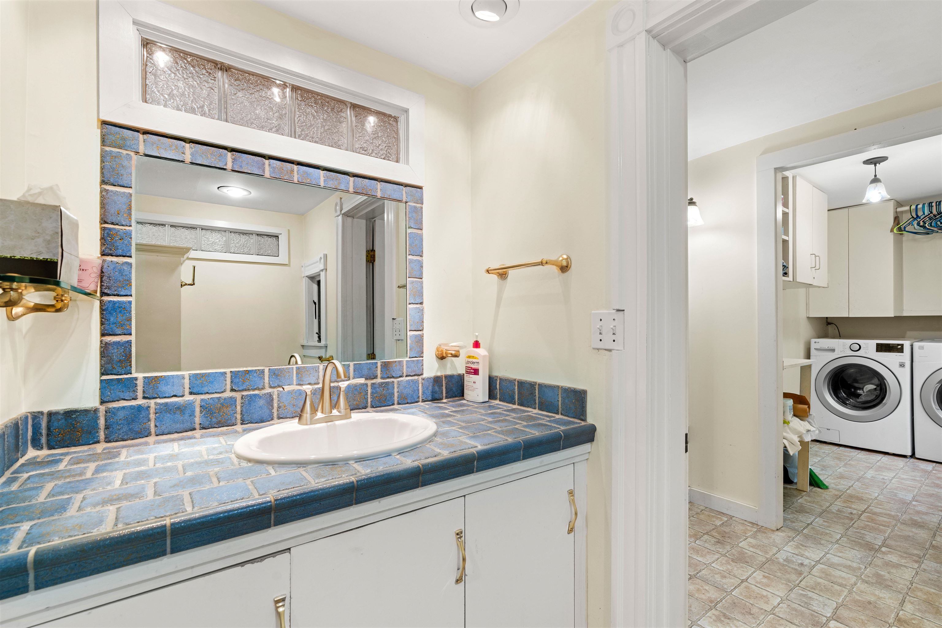 1811 Hopkinton Road Hopkinton, NH 03229 - Photo 21 of 53
