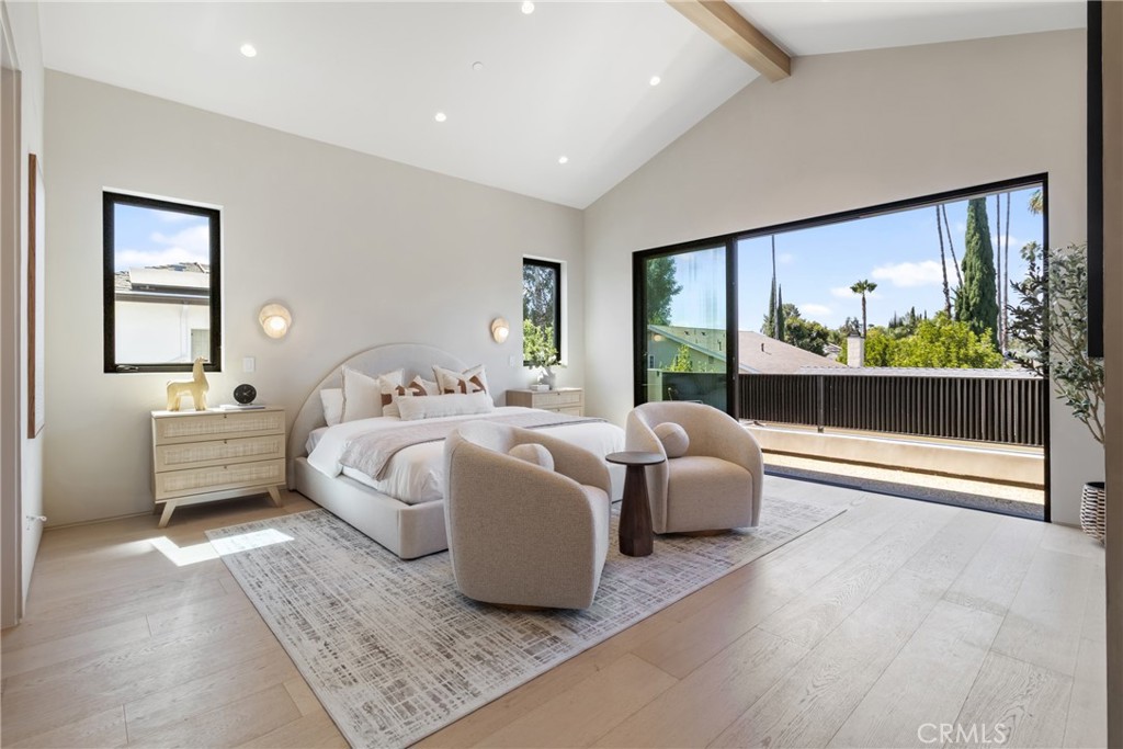 15721 Addison Street Encino, CA 91436 - Photo 43 of 69