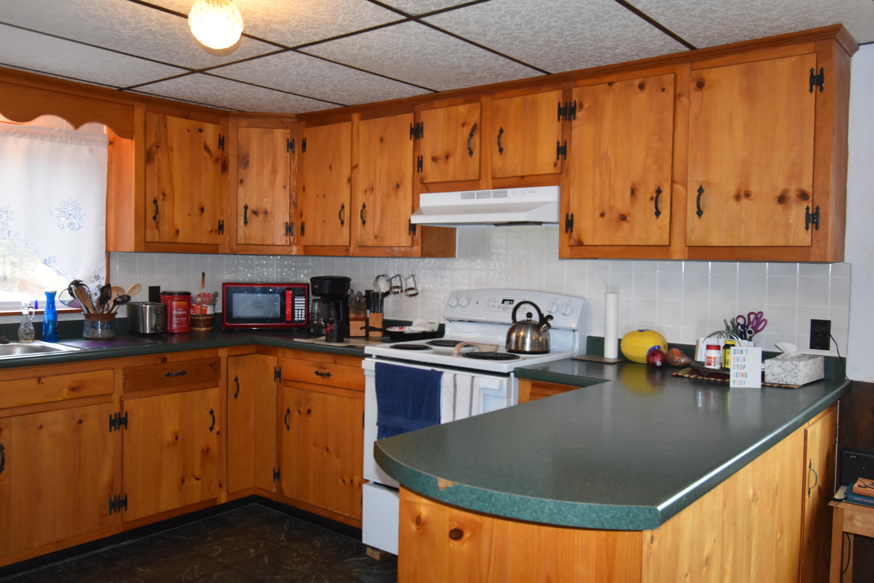 318 Bigelow Road St. Albans, ME 04971 - Photo 15 of 30 kitchen
